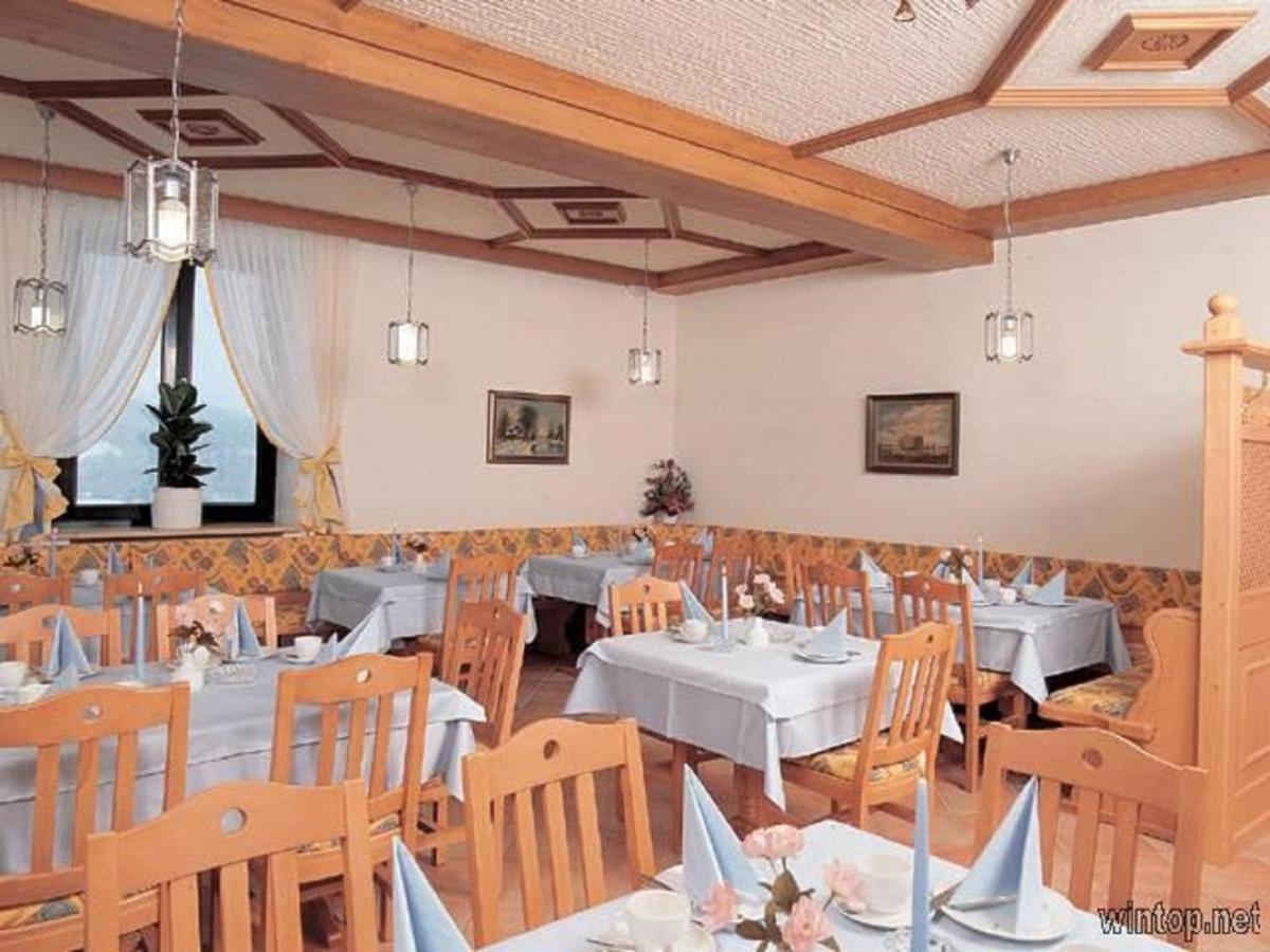 Hotel Landgasthof Hacker Zachenberg Bagian luar foto